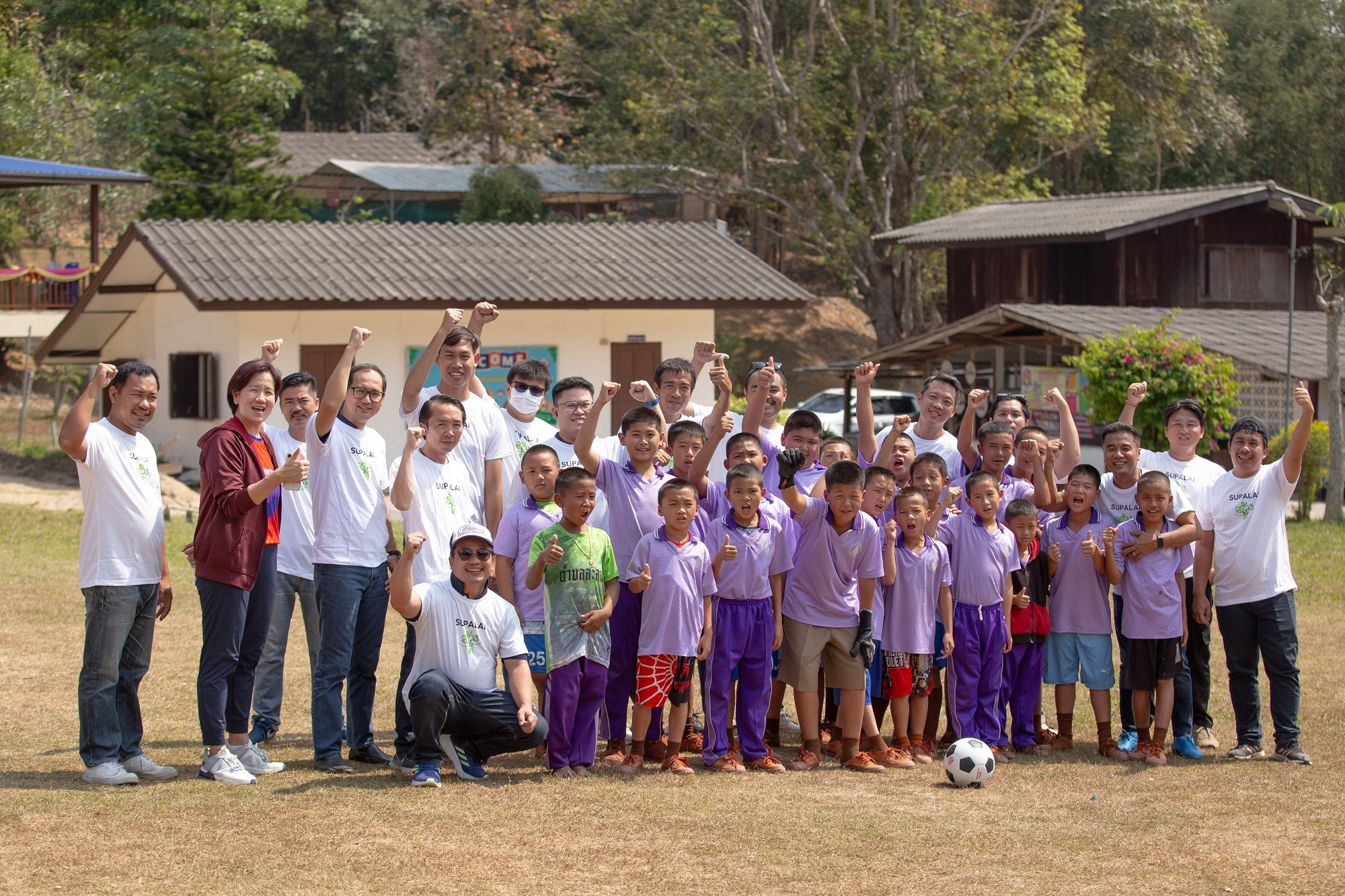 ศุภาลัย จับมือ เชียงใหม่สุขสวัสดิ์ หนุนการศึกษาผลิตชุดโต๊ะเรียน_06.jpg